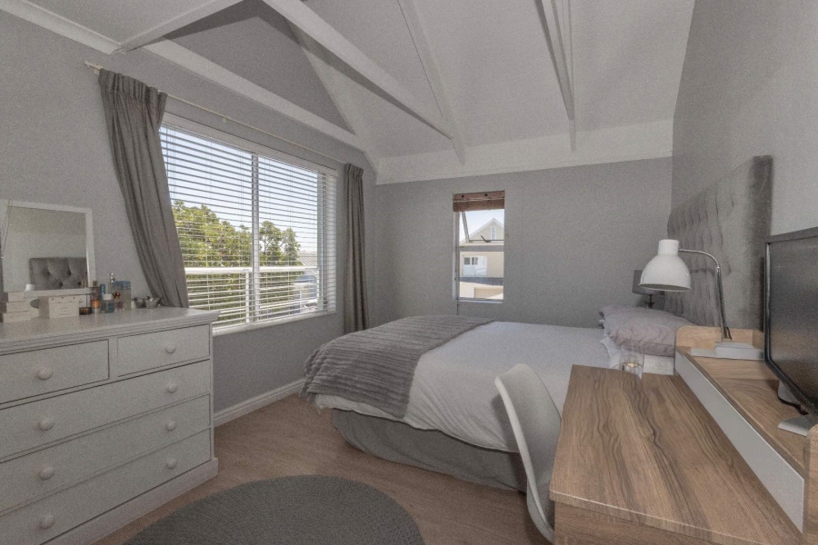 3 Bedroom Property for Sale in Royal Ascot Western Cape